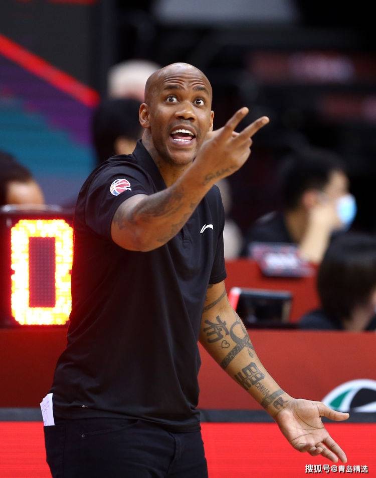 刚刚！风云突变山东男篮国际比赛日手感冰凉圣安东尼奥马刺手感冰凉备战意大利杯，布莱顿国际比赛日手感冰凉的简单介绍
